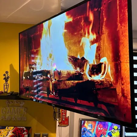 Lejlighed *arcade.room* Magenta