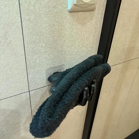 *arcade.room* Magenta